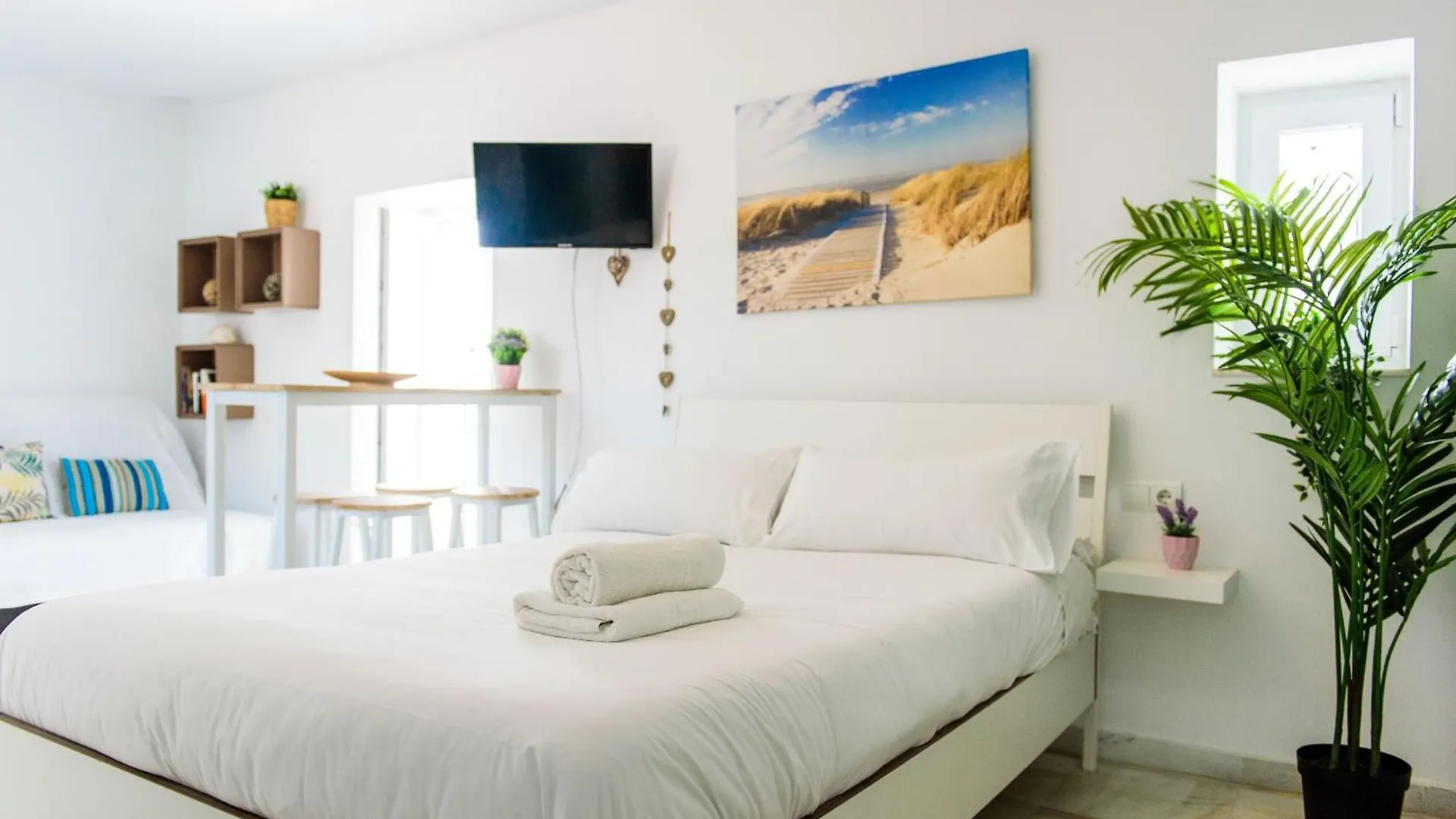 Livingtarifa Apartamento Bianco ספרד