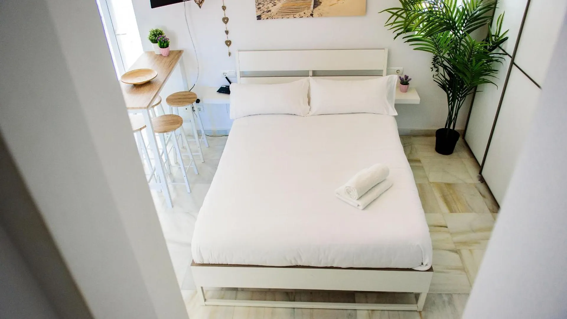 Livingtarifa Apartamento Bianco דירה טריפה