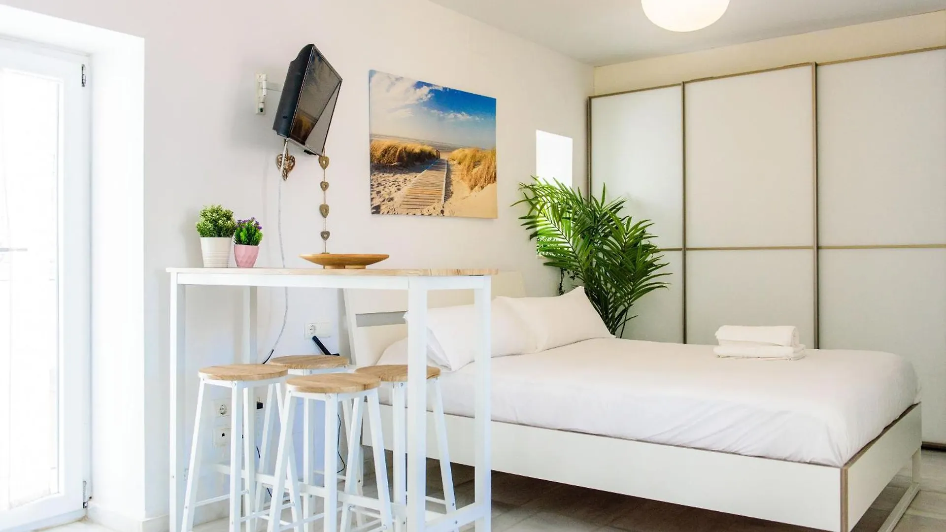 Livingtarifa Apartamento Bianco דירה טריפה